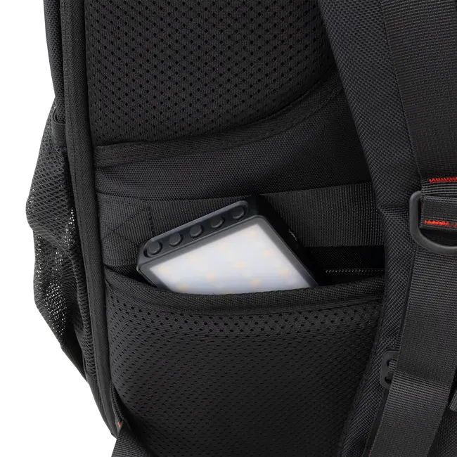 White Shark RUKSAK GBP-012 VOYAGER 20"/ Crni