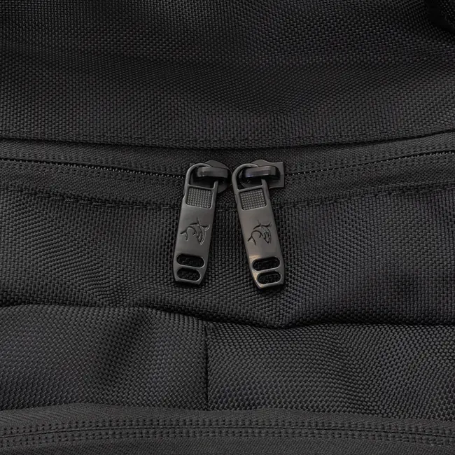White Shark RUKSAK GBP-013 DEFENDER 20"/ Crni